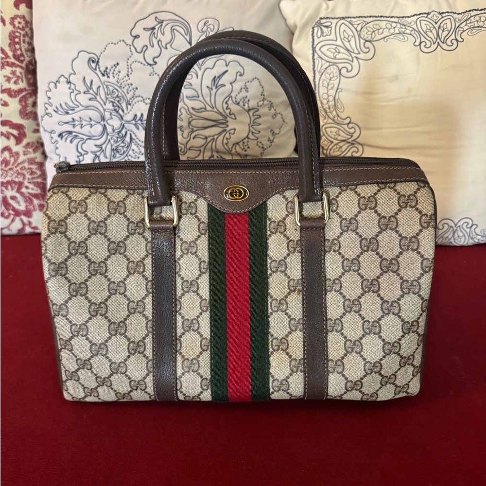 Authentic Gucci Boston handbag